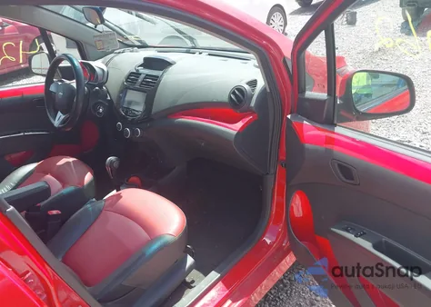 2015 Chevrolet Spark 2Lt Cvt z USA, uszkodzony, nr VIN KL8CF6S99FC736980